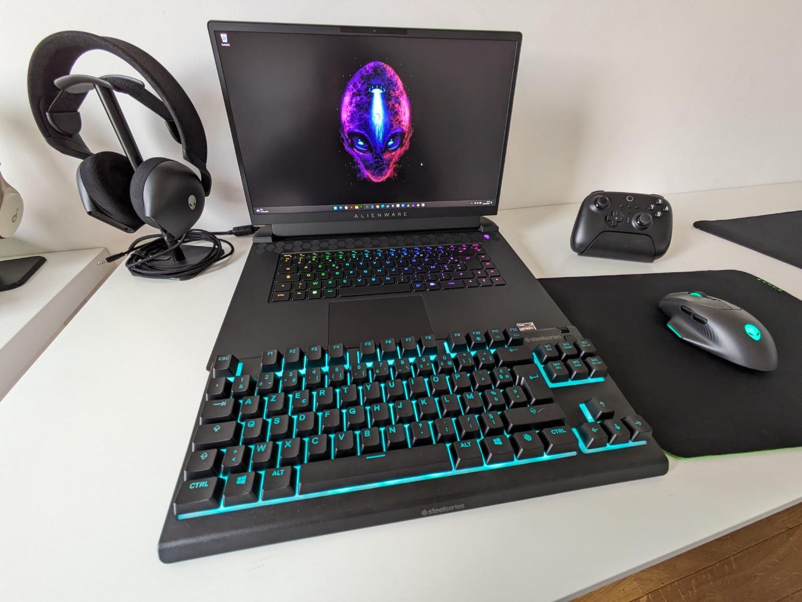 Silencieux au bureau