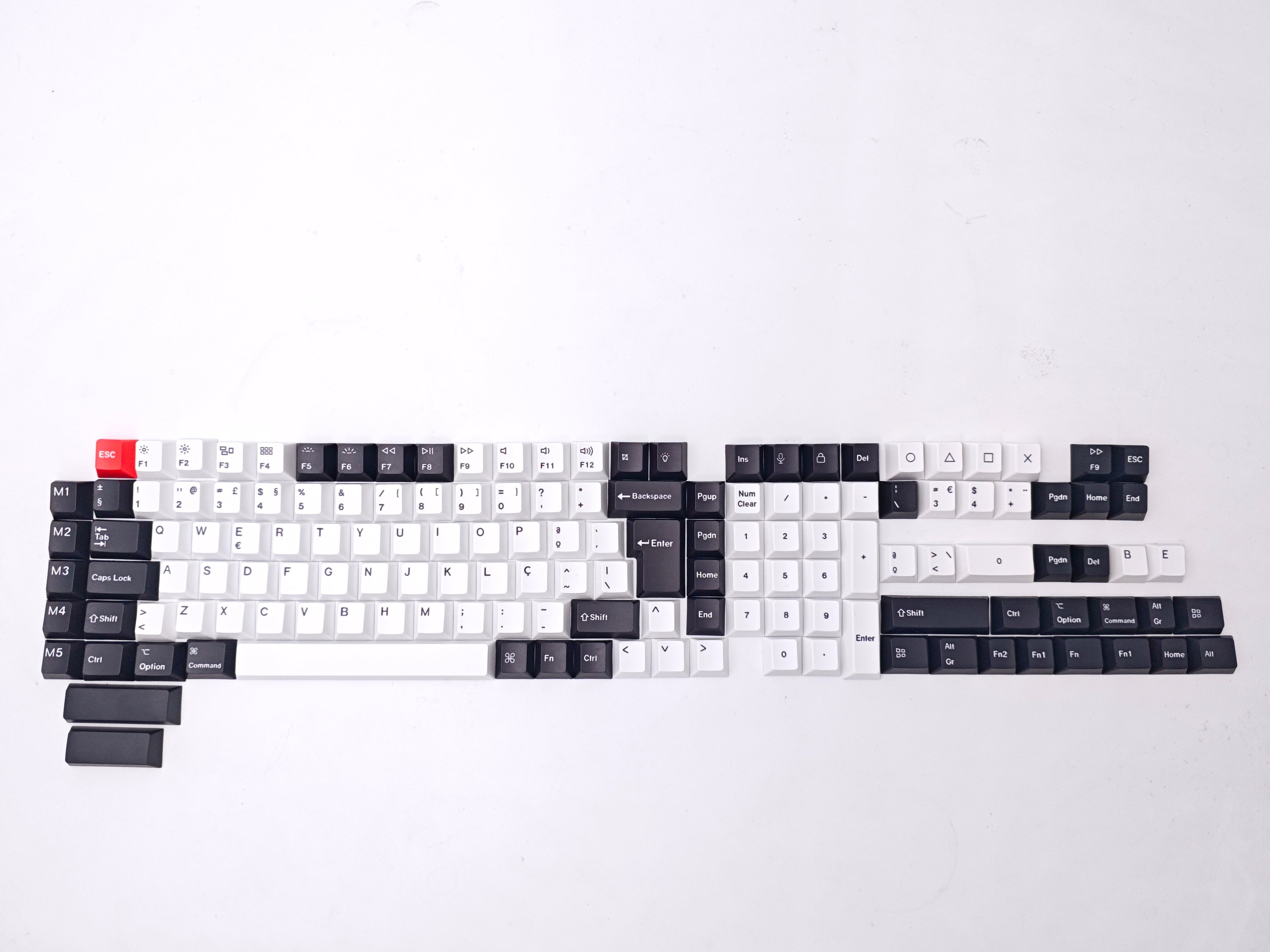 keychron-set-de-touches-iso-cherry-dye-sub-pbt-full-set-black-and-white image 4