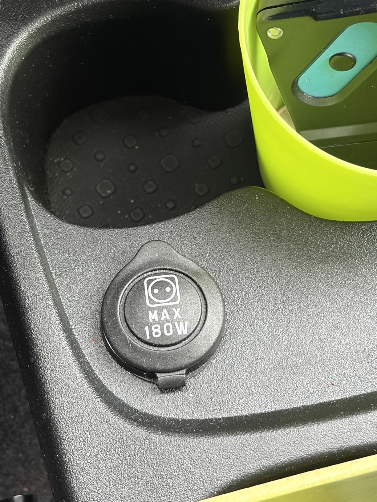 Bon chargeur voiture