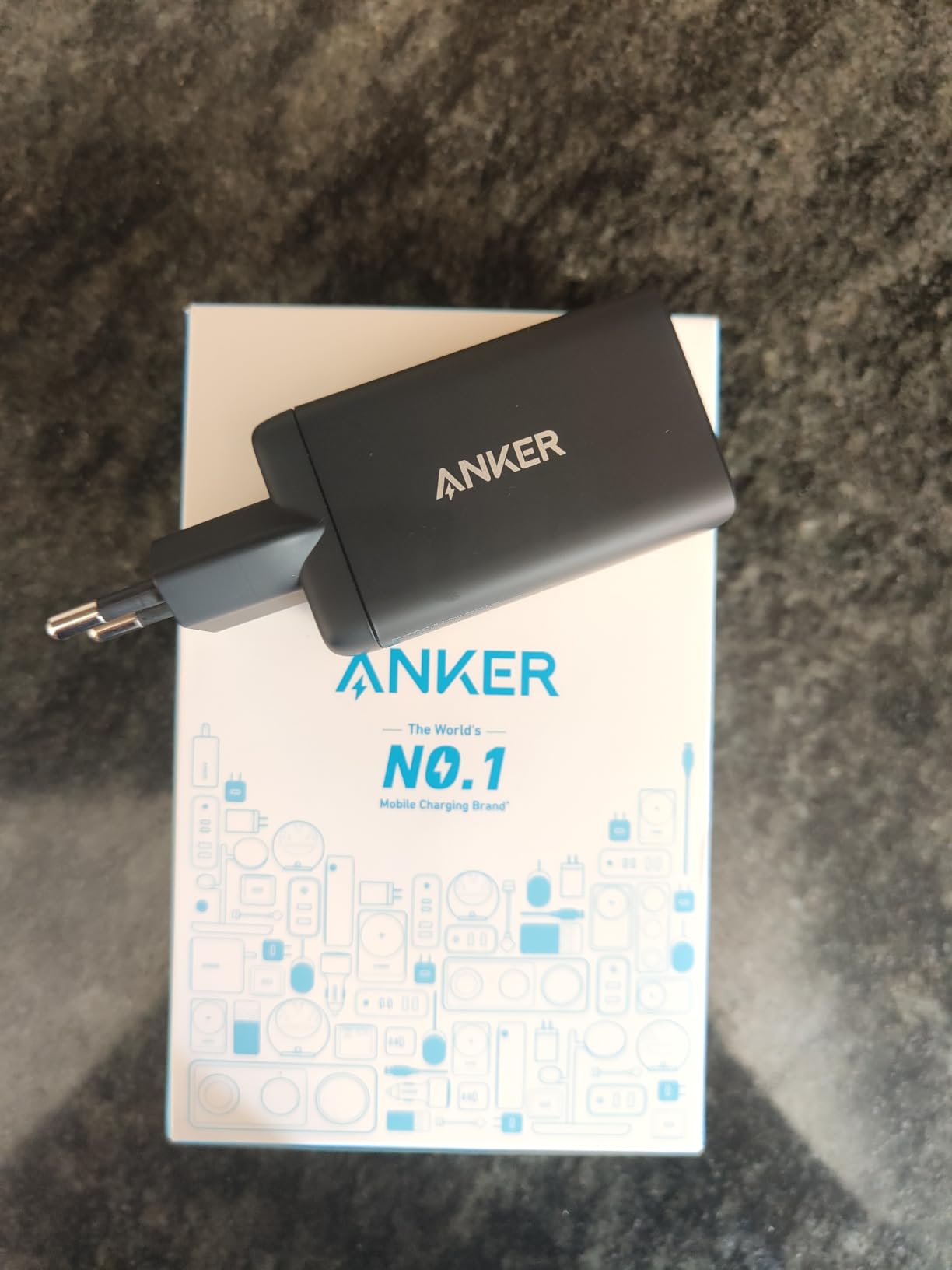 Il a remplacé tous mes chargeurs