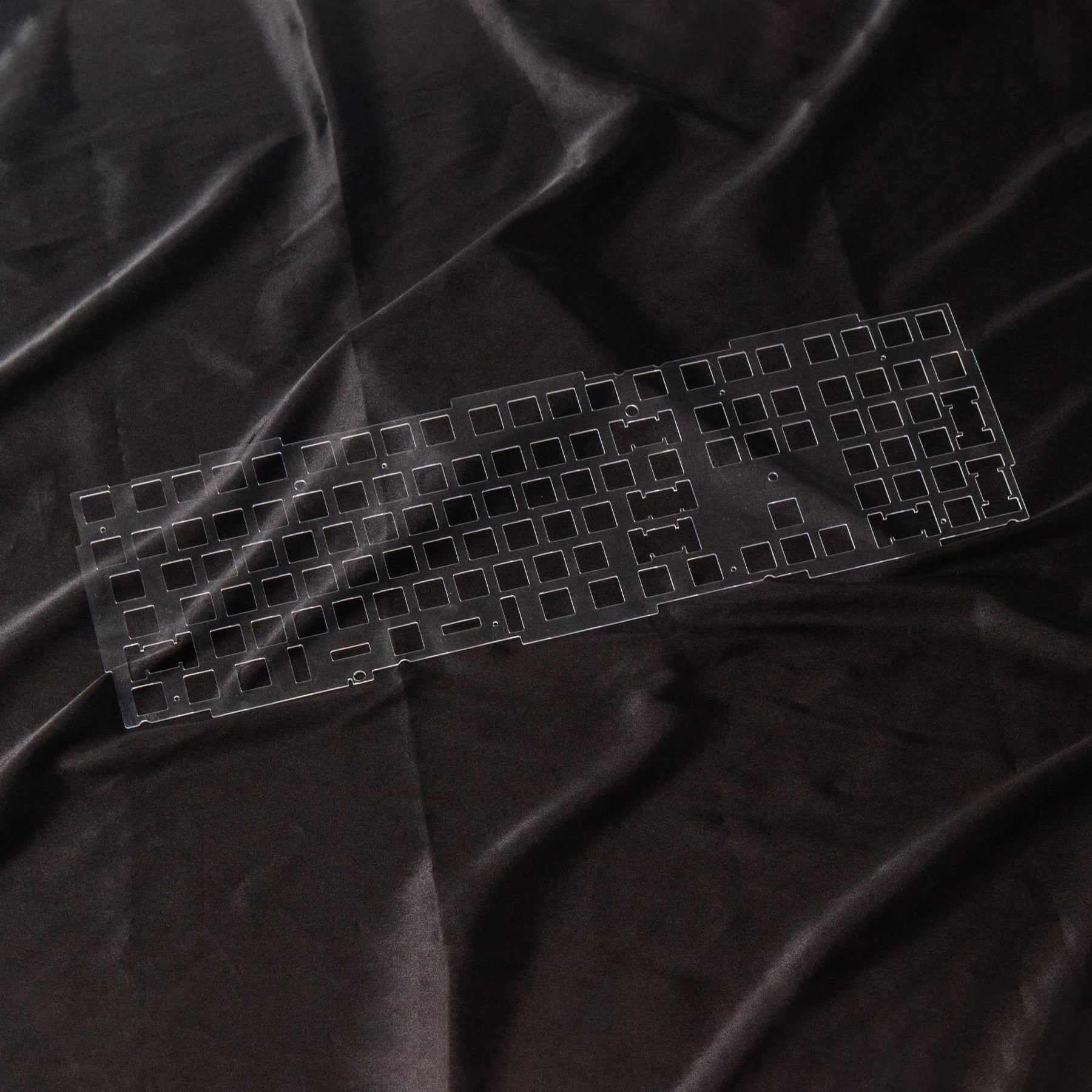 keychron-q6-plaque-pc-plate-polycarbonate-custom-pour-clavier-q6 image 3