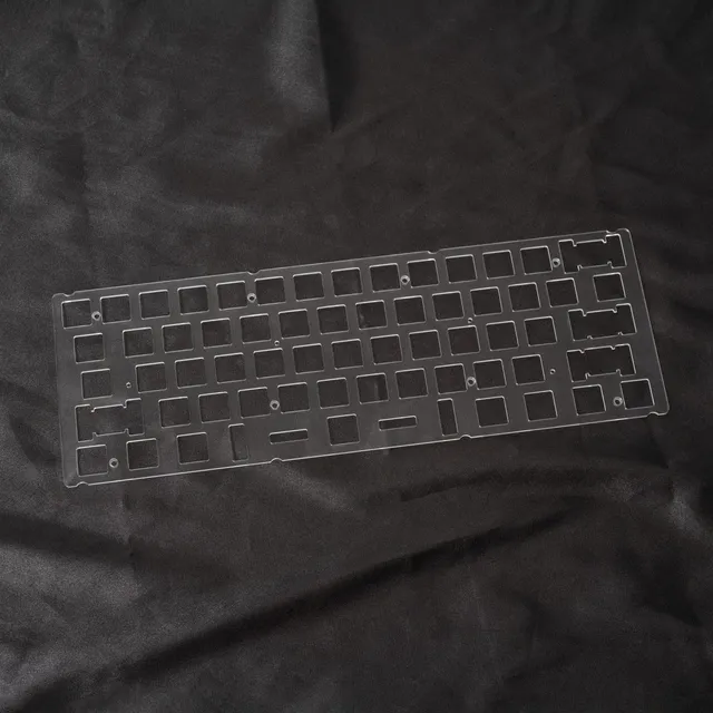 keychron-v4-pc-plate-plaque-polycarbonate-pour-clavier-v4-ansi-iso image 1